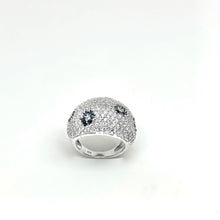 Load image into Gallery viewer, 925 Sterling Silver Micro Pave Dome Ring with Black Flowers