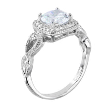 Load image into Gallery viewer, 925 Sterling Silver Square Shaped with 7mm Center CZ Engagment Ring
