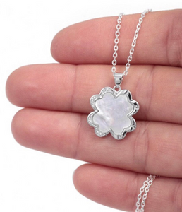 925 Sterling Silver Mother of Pearl Clover Necklace